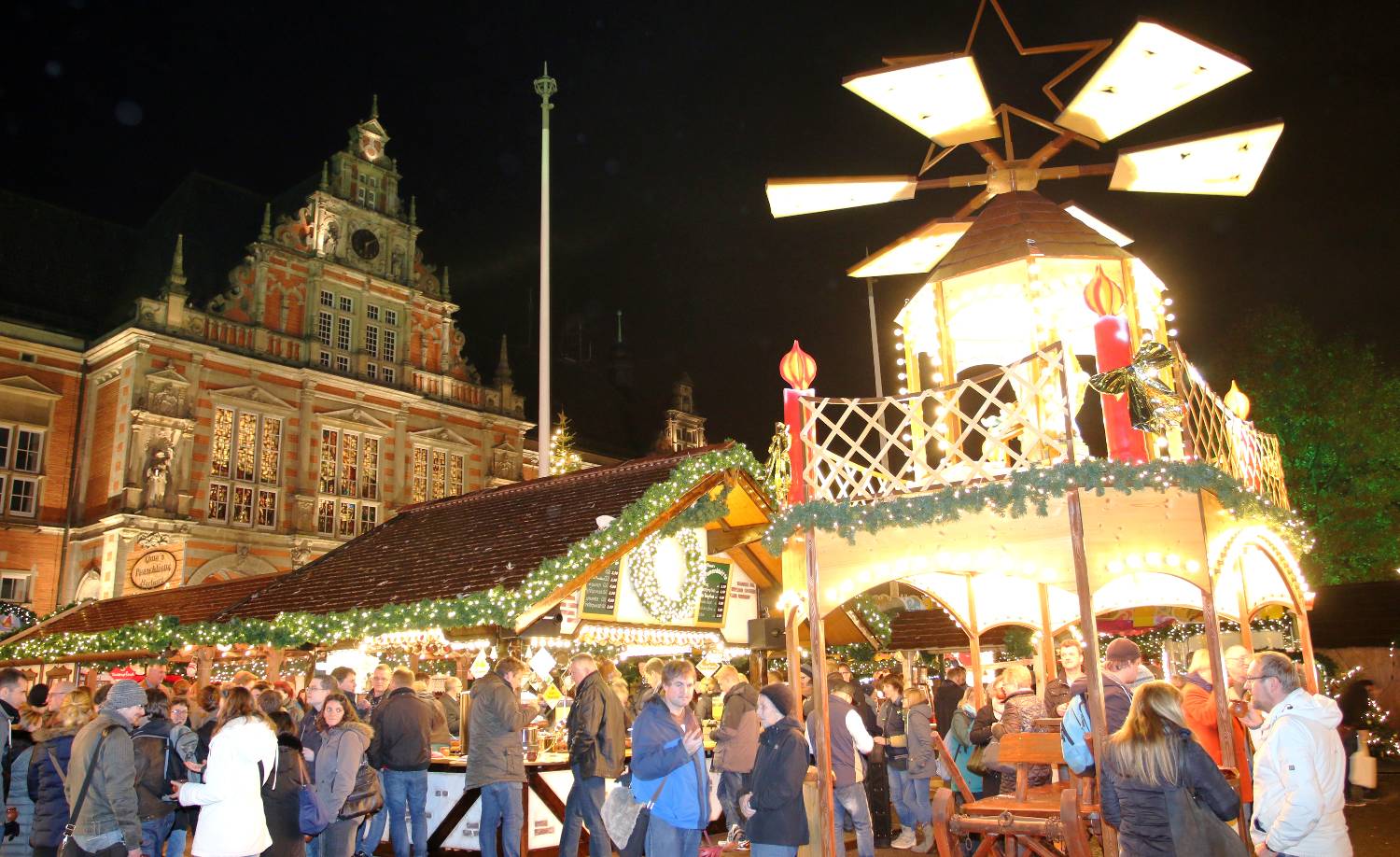 Harburger-Weihnachtsmarkt-Volles-Programm-am-ersten-Adventswochenende