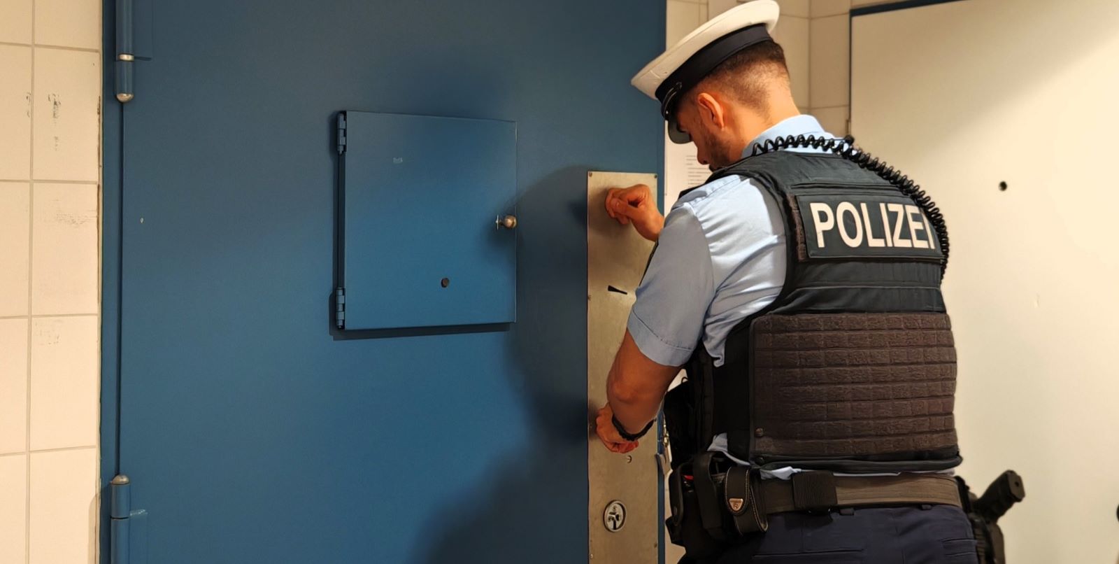 Bahnhof Harburg: Ein Mann wurde bereits per Haftbefehl gesucht und in Harburg festgenommen. Foto: Bundespolizei
