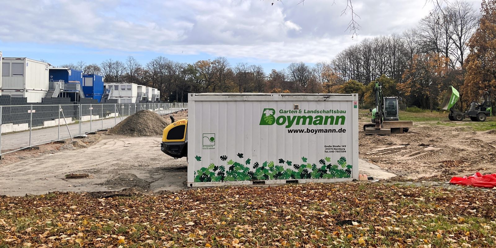 Bauarbeiten auf dem Schwarzenberg haben begonnen: Hier entsteht Harburgs neue Aktiv-Zone. Foto: Christian Bittcher