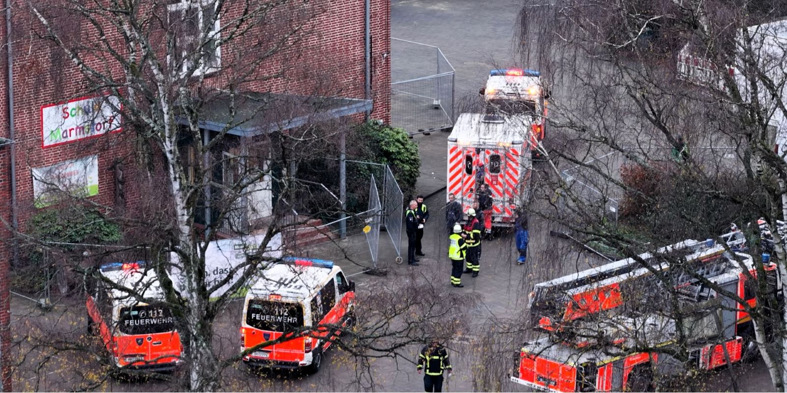 Arbeitsunfall-an-Marmstorfer-Grundschule-Bauarbeiter-durch-Stromschlag-verletzt