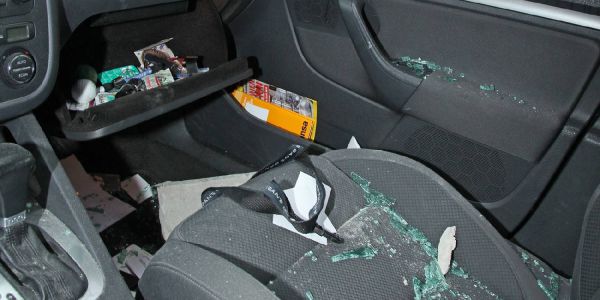 Polizei rechnet Serientäter fast 250 Autoaufbrücke zu