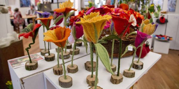 47 Kunsthandwerker kommen zur Osterausstellung ins Lindtner