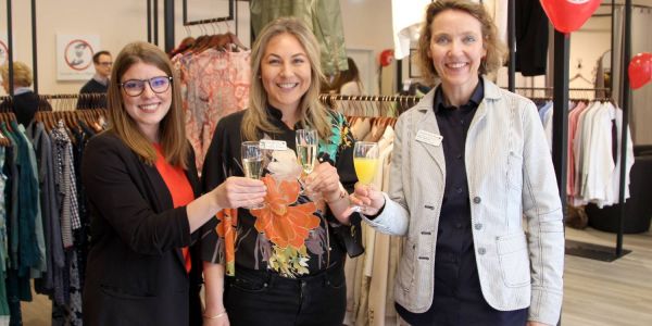 DRK eröffnet Shop: Gelungener Einstand für „Schwester Henny“