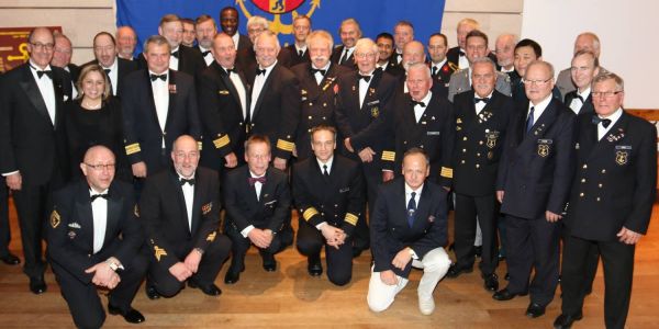 Wie es bei ihr Tradition ist, lädt die Marinekameradschaft Hamburg-Harburg von 1897 auch in diesem Jahr zu ihrem „Internationalen Ball der Seefahrt“ ein. Foto: Christian Bittcher Mit dem Ball der Seefahrt wird die Ballsaison in Harburg eröffnet