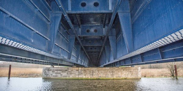 Bohrungen für neue Süderelbbrücke behindern den Verkehr auf der A1