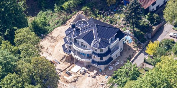 Haus bauen oder kaufen? 