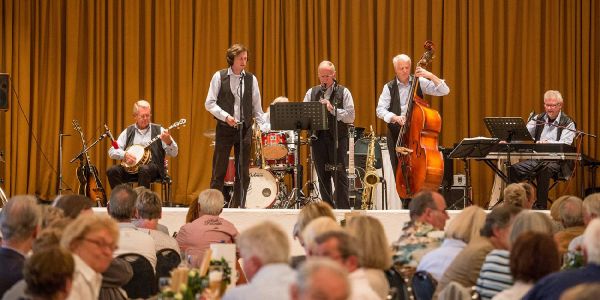 Lions bieten Summertime Music im Privathotel Lindtner