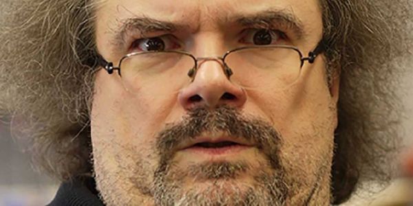 Launige Bühnenshow zum Start in zweite Saisonhälfte 