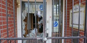 EKZ Ernst-Bergeest-Weg: Feuer in Gaststätte