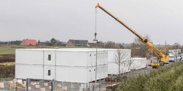 Brandstiftung in der Flüchtlingsunterkunft in Neuenfelde