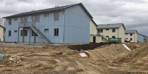 Aschenland II: Harburger DRK betreibt die Flüchtlingsunterkunft 