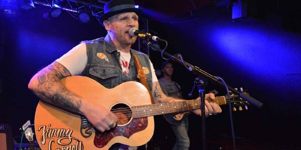 Jimmy Cornett und seine Deadman rocken Harburgs Ballroom