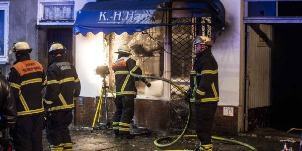 Feuer in Fahrschule: Polizei geht von Brandstiftung aus