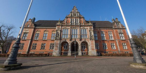 Nachfolge des Bezirksamtsleiters: Gespräche zwischen SPD und CDU