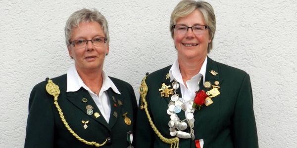 Gerda Moje und ihre Adjutantin Bärbel Kowalewsky