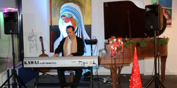 Christmas-Konzert: Pianoklänge im Gloriatunnel 