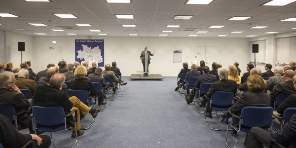 Wirtschaftsverein: Spitzen-Volkswirt wagt Blick in die Zukunft