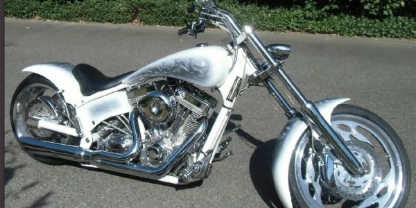 Custom-Bikes: Zwei Harleys aus Garage in Eißendorf gestohlen
