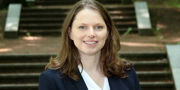 Marmstorfer Teichwette: Senatorin Melanie Leonhard ist Wettpatin