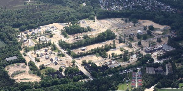 Das Neubaugebiet auf dem Gelände der ehemaligen Röttiger-Kaserne wird wohl das der letzte Areal sein, auf dem auch zahlreiche Einfamilienhäuser entstehen. Foto: André Zand-Vakili Bezirk Harburg: Hohe Nachfrage braucht Häuser mit vielen Wohnungen