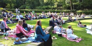Premiere im Stadtpark: "Sommer im Park" auf der Freilichtbühne