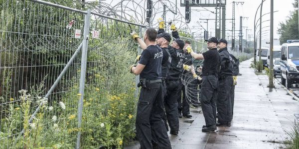 Nato-Draht vom G20-Gipfel an der Hannoverschen Straße entfernt