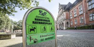 Alkoholverbot auf dem Harburger Rathausplatz: Ab jetzt gilt es