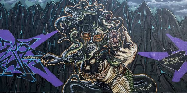 Flutschutzwand: Schaurig schön auch nach Halloween