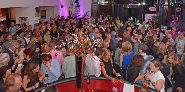 Helms-Lounge: &quot;Heavy Christmas&quot; begeistert die Nachtschwärmer