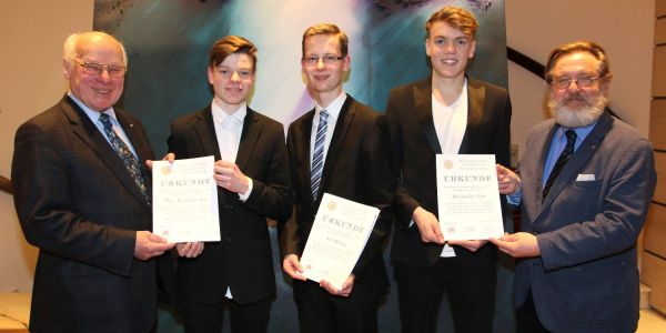 Vorbildlicher Einsatz: Rotary Club Harburg vergibt Jugendpreis