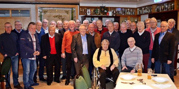 Treffen nach 30 Jahren: HNT-Kicker sehen sich erstmals wieder