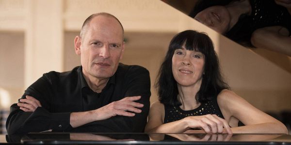 Zauber der Nacht: Micaela Gelius am Klavier und Alexander Wagner als Sprecher. Foto: privat Zauber der Nacht mit dem Duo Gelius & Wagner im Speicher