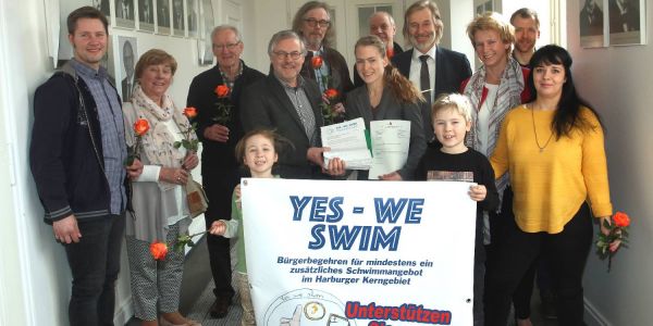 Yes - we swim: Bezirksversammlung wird Bürgerbegehren zustimmen