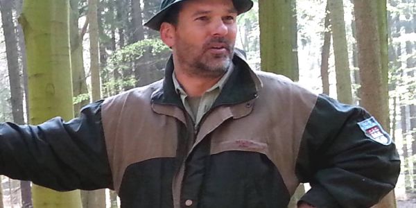 Premiere in Appelbüttel: Waldführung mit Forstwirt Andreas Raguse