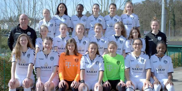 Sonntag auf der Jahnhöhe: HSV gegen HTB bei den B-Mädchen