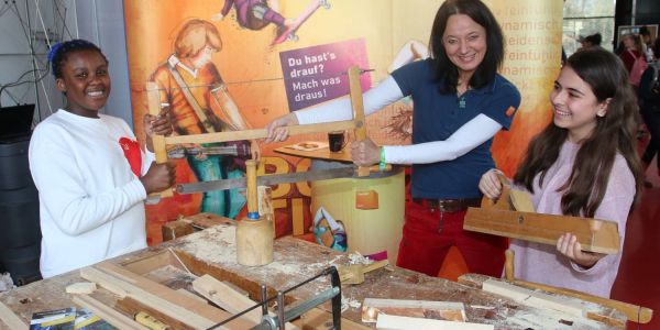 Jubiläum der Berufe-Rallye: 1100 Mädchen stürmen den Elbcampus