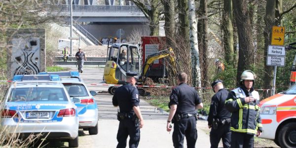 Gasleitung in Wilhelmsburg angebohrt: Verkehrschaos im Hamburger Süden