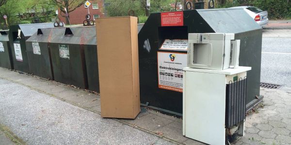 Fall für die &quot;Müll-Polizei&quot;: Elektrogeräte illegal entsorgt