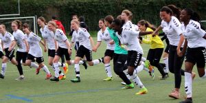 HTB-Juniorinnen und Trainer Erhan Albayrak gehen getrennte Wege