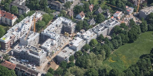 An der Denickestraße baut die SAGA 309 Sozialwohnungen. Sie sollen diesen Winter fertig werden. Foto: André Zand-Vakili Die Top-Ten-Baustellen im Bezirk Harburg aus der Vogelperspektive