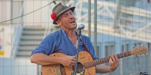 Rob Longstaff: Zwischenstopp eine Weltenbummlers im Binnenhafen