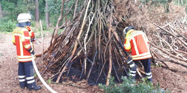 Landkreis Harburg: Mehrere Brandeinsätze wegen der Trockenheit