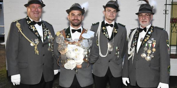 König mit nur einem Schuss: Marius Kabuse neuer Regent in Heimfeld