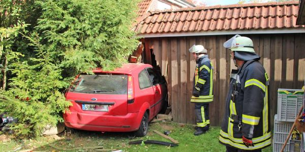 Zwei schwere Verkehrsunfälle in Iddensen und Maschen