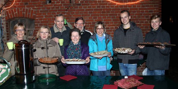Lebendiger Adventskalender: Über 100 Gäste auf dem Karnshof