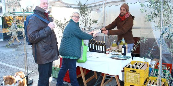 Hauch von Italien auf dem Markt: Olivenöl &amp; Co aus der Toskana