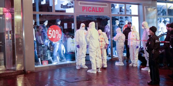 Mord in Harburgs Fußgängerzone: Apotheker mit Axt erschlagen