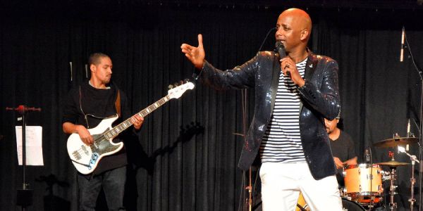 Mal ein gutes Wochenende: Drei Volltreffer auf Harburgs Bühnen