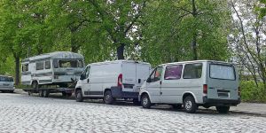 Hannoversche Straße verkommt zum Zwischenlager alter Autos