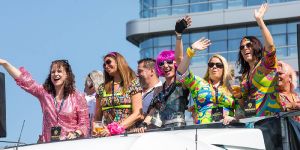 Discomove: Tausende feiern friedliche Mega-Party im Binnenhafen